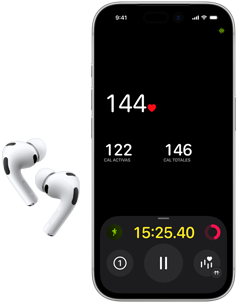 AirPods Pro 3, mitad inferior de la pantalla de un iPhone 17 Pro, app Fitness en la que se ve la frecuencia cardiaca